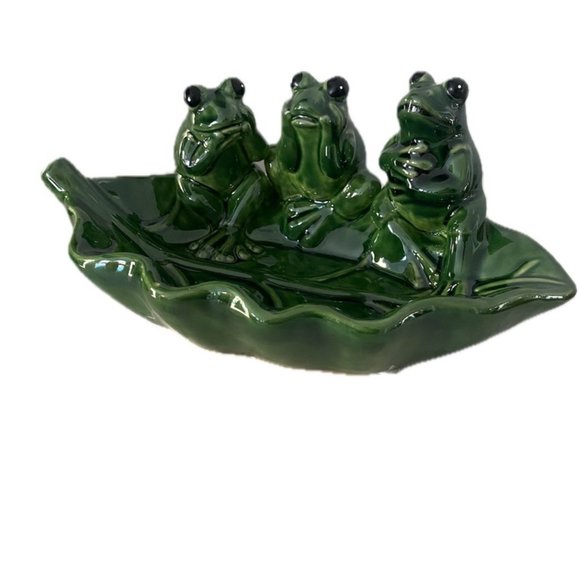 Frog Trio Ceramic Bowl, Decoration. Bird Feeder- Leaf Shape Green 12"x7"  NEW - Picture 4 of 4